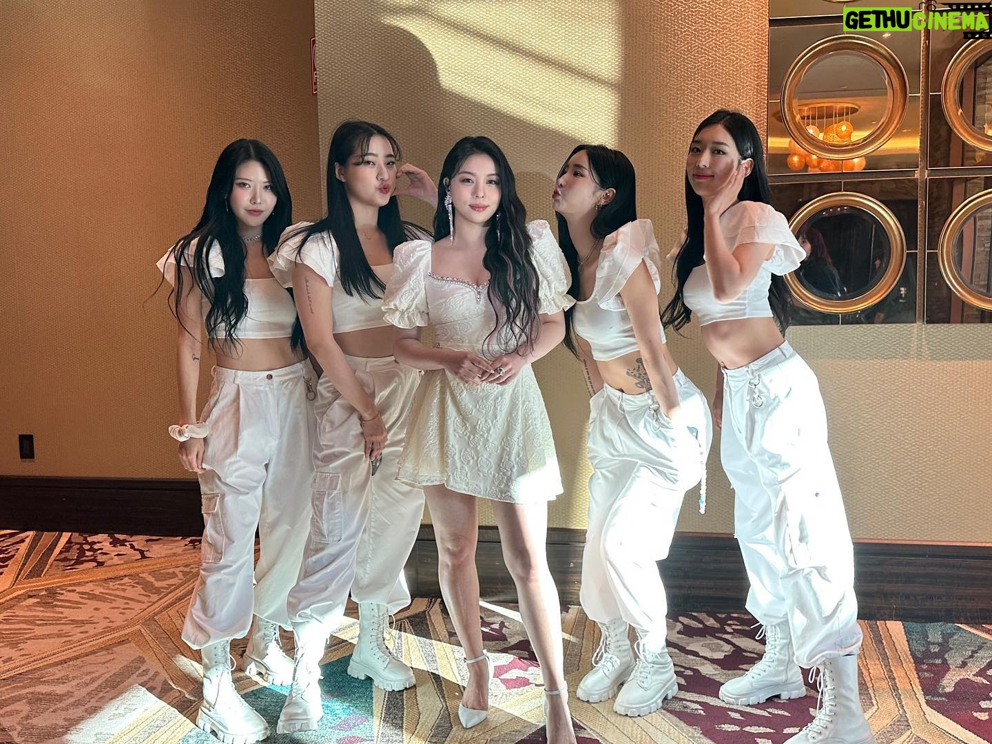 Ailee Instagram - Temecula you guys were amazing tonight! Thank you for such a beautiful night! Love SoCal so muchhh 💕