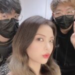 Ailee Instagram - 😏ㅎㅎ 다들 일리있는 밤 재밌게 보셨다용? 다음편도 많이 기대해주세요!! With @kimblue_37 @pubg_medkit 오디게~? #블루야사람다리가어뜨케저렇게꺾이는거야 ????