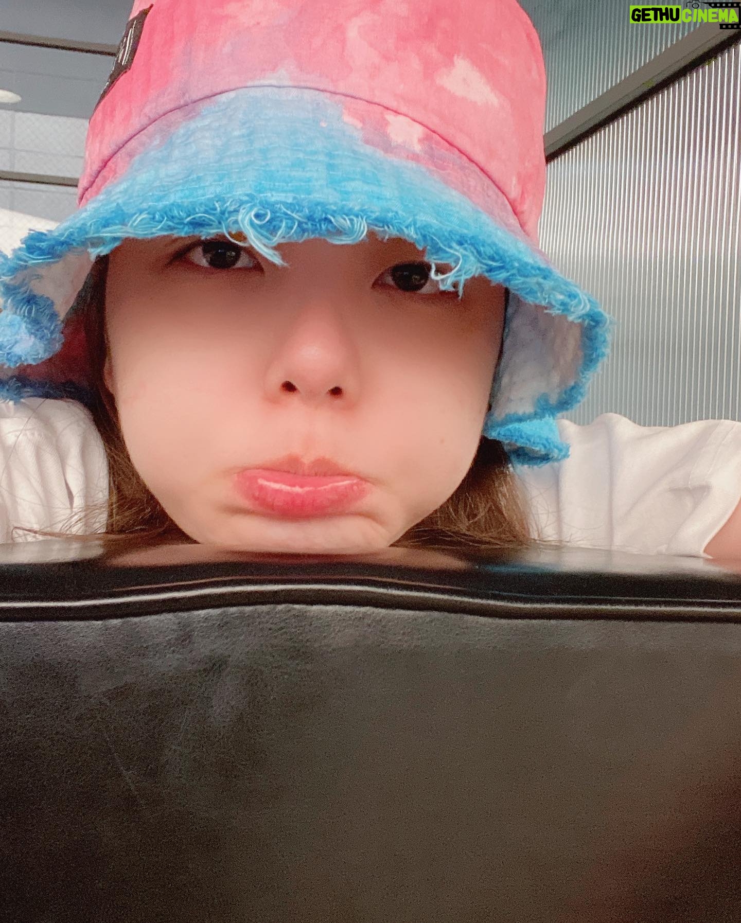 Ailee Instagram - 빨리 들려주구 싶다구 ㅠㅠㅠㅠㅠㅠㅠ i wanna let u guys hear so baaaaad 🎶🎵🎶🎵🎶🎵🎶 👽👽👽👽👽👽👽 😭😭😭😭😭😭😭