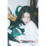 Ailee Instagram - I ❤️ Christmas 🎄🎅🏻🍷