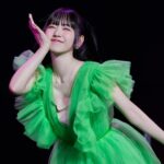 Airi Suzuki Instagram - ✴︎ 上海LIVE🇨🇳 30歳になったその日に上海へ飛び 翌日の13日にステージで歌わせていただけるという 幸せな30代のスタートをしました☺︎ いろんな写真がたくさんあるのですが 旅の期間ずっと写真を撮ってくれていた、中国のカメラマンさんからいただいたものをまずシェア☺️ アニソンを主に歌ったライブだったので ツインテールに°C-ute初期とBuono!の時のメンバーカラーでもある黄緑に包まれた、ザ！アイドル！な衣装で☺︎ 📸 @mr_songbo