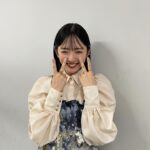 Airi Suzuki Instagram - ✴︎ #最近の衣装たち ⁡ ポツンと一軒家のご夫婦、とっても憧れだったな、、、🏡 ⁡ 🩶「有吉eeeee！」 blouse,vest @ezumi.official @mandassociates skirt @un3d_official earring @tree.accessory @rhodes_showroom ring @e.m.__official ⁡ 🤍「ポツンと一軒家」 tops @createclair bustier @tiit_tokyo @the.pr_ pants @thingsthatmatter.jp ear cuff @agete_official gold Perl ring @masana_jewelry gold fork ring @nomg_official gold brass connect ring @yoaa.official @higashiyamapr mule @charleskeith_jp ⁡ ⁡ 💛アニソン神曲カバーでしょでしょ race tops, peplum tops,skirt @maisonspecial_women long ear cuff @flynk_official ear cuff @nomg_official @higashiyamapr moon stone ring @gigi.jewelry @mandassociates boots @dianashoespress 🩵アニソン神曲カバーでしょでしょ blouse @ghospell bustier,skirt @lily_brown_official ear cuff @anemone_official gold×silver ring @mimi33_official gold ring @iamthe1.official pumps @charleskeith_jp