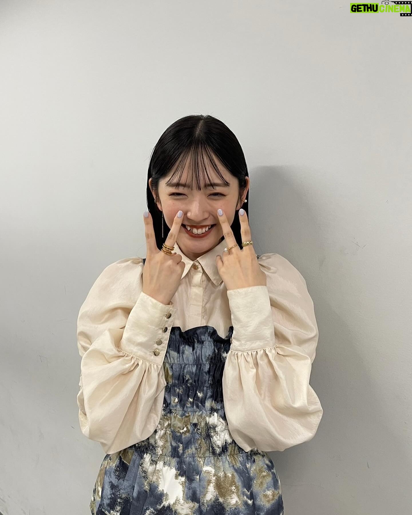 Airi Suzuki Instagram - ✴︎ #最近の衣装たち ポツンと一軒家のご夫婦、とっても憧れだったな、、、🏡 🩶「有吉eeeee!」 blouse,vest @ezumi.official @mandassociates skirt @un3d_official earring @tree.accessory @rhodes_showroom ring @e.m.__official 🤍「ポツンと一軒家」 tops @createclair bustier @tiit_tokyo @the.pr_ pants @thingsthatmatter.jp ear cuff @agete_official gold Perl ring @masana_jewelry gold fork ring @nomg_official gold brass connect ring @yoaa.official @higashiyamapr mule @charleskeith_jp 💛アニソン神曲カバーでしょでしょ race tops, peplum tops,skirt @maisonspecial_women long ear cuff @flynk_official ear cuff @nomg_official @higashiyamapr moon stone ring @gigi.jewelry @mandassociates boots @dianashoespress 🩵アニソン神曲カバーでしょでしょ blouse @ghospell bustier,skirt @lily_brown_official ear cuff @anemone_official gold×silver ring @mimi33_official gold ring @iamthe1.official pumps @charleskeith_jp