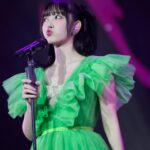 Airi Suzuki Instagram - ✴︎ 上海LIVE🇨🇳 30歳になったその日に上海へ飛び 翌日の13日にステージで歌わせていただけるという 幸せな30代のスタートをしました☺︎ いろんな写真がたくさんあるのですが 旅の期間ずっと写真を撮ってくれていた、中国のカメラマンさんからいただいたものをまずシェア☺️ アニソンを主に歌ったライブだったので ツインテールに°C-ute初期とBuono!の時のメンバーカラーでもある黄緑に包まれた、ザ！アイドル！な衣装で☺︎ 📸 @mr_songbo