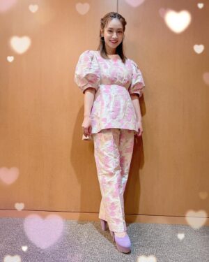Airi Taira Instagram - 番組OA📺

本日(10日)夜7時〜日テレ「さんま御殿秋の3時間SP」✨
#平愛梨#日テレ#さんま御殿