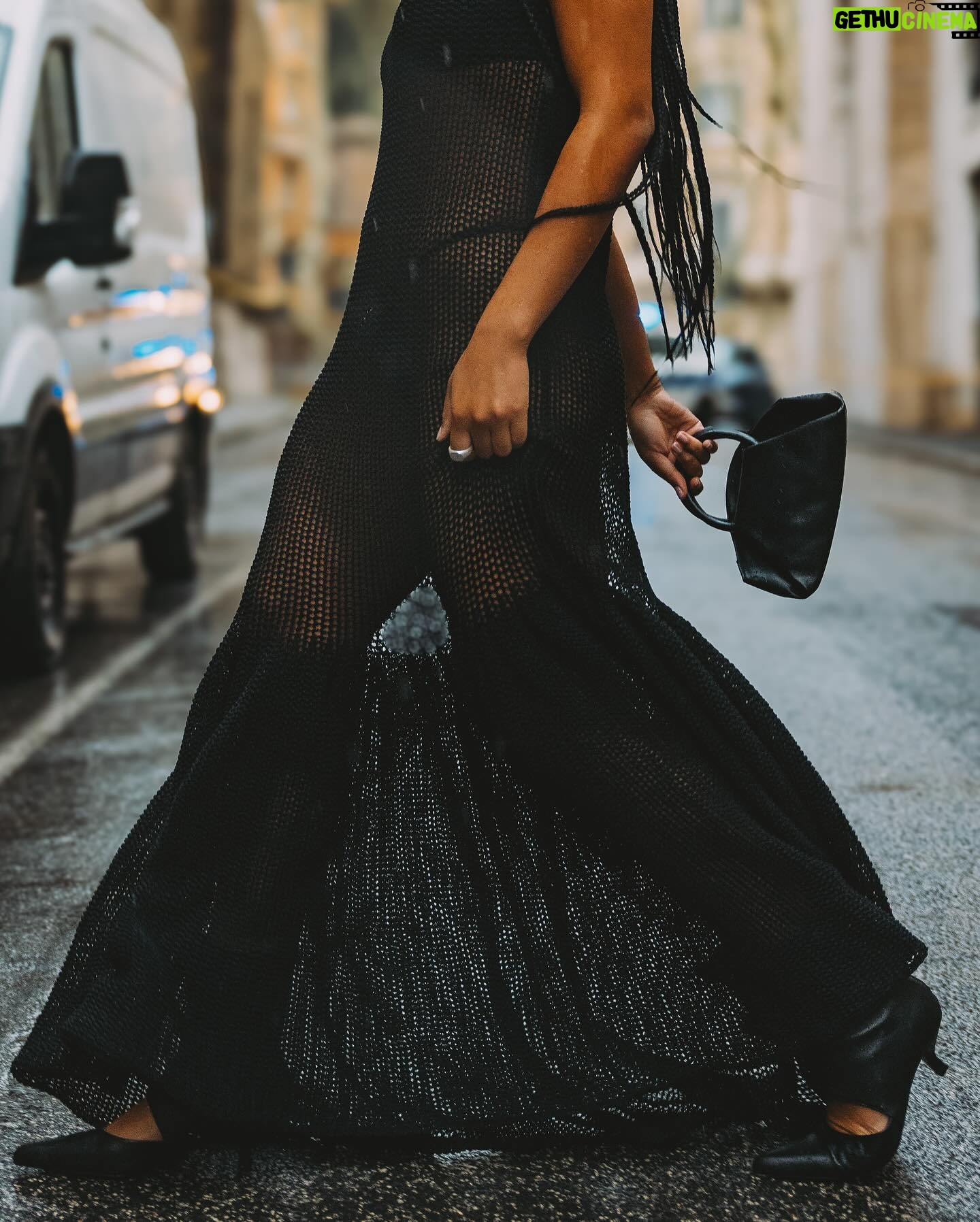 Aisha Dee Instagram - Even the rain couldn’t stop these fits. Wearing @cosstores_au Atelier in Rome #COSAustralia