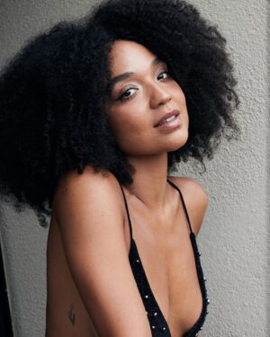 Aisha Dee Instagram - the wayyyy I be loving u @erik_yvon ✨