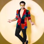 Aishwarya Sharma Bhatt Instagram - Whole spectrum of LOVE ❤️ Wearing- @_umangmehta Shot by- @a.rrajaniphotographer #aishwaryasharma #neilbhatt #neilkiaish #colours #love #vibrant