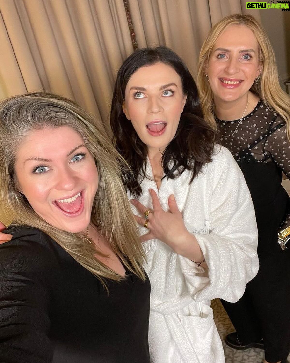 Aisling Bea Instagram - #aliceandjack EP 2 airs tonight on @channel4 but ALL 6 eps are NOW on All4❤️. So live your life how you see fit. These are recent bits of press pics I was too lazy/ without the spirit of the 20 year old I consider myself to be to do social media for. I tag all the things I wear because they are pretty much all from nice small companies, often female founded who are doing the lard’s work. And also people ask & this way is less admin for ole Beazer. 1 - Myself & Domhnall looking like proud godparents at a christening on @latelaterte show last week (Working Girl power suit dress loaned from female tailor company who I LOVE @thedecklondon_ & earrings from London company @alighieri_jewellery which I got years ago & adore) 2 - With @thewhitmore & @patrickielty - we had much fun, thanks for having us on the show all Irish people get nervous about doing. 3 @thismorning with my Queen @alisonhammond55 & cousin from Wexford @dermotoleary (wearing my @queensofarchive dress which is always a handy go-to.) 4 - A pale spread in between two tanned slices. The gal’s gals @joannemcnally & @voguewilliams having me as their prestigious 3rd ever guest on @mtgmstore podcast. Out now. 5 - At the @bafta screening & q&a wearing Irish designer @robynlynchireland 6 Another shout out to @thedecklondon_ for my pink suit for the @bafta @vanityfair party - yes I know my phone case is awful, but she’s mine & I never forget her in taxis. 7 The gorgeous @michelle_kinsella_makeup & @bernadetteb_ from @hairpeople.salon doing a great job at grooming me, so to speak. Thanks also to @rowan.qms at @qmsmedicosmetics for making my face less of a mess & shining me up in time. 8 My Mam and Aunt Bernie looking gorgeous & me wearing the hell out of my Donegal tweed @thelandskein - an Irish slow fashion brand founded by a lovely lady who makes things you buy to wear for a lifetime. 9 @chooselove necklace by @racheljacksonjewellery with profits going to the charity. 10 With the lovely @gabbylogan @gareththomasofficial @acuthbert14 @jj.chalmers on Sin Bin wearing old clothes which in no way matched the sport’s brief. #aislingrecommendsecoorsociallyconsciousbrandseverydayuntilxmas
