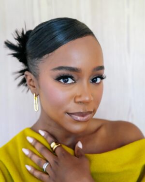Aja Naomi King Instagram - Good Energy ☀️