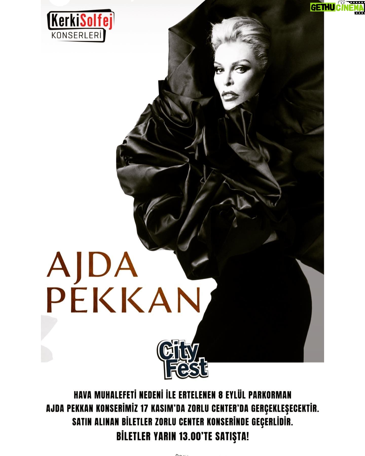 Ajda Pekkan Instagram - Hava muhalefeti nedeniyle ertelenen Park Orman Cityfest konserimizin yeni tarihi ve mekanı belli oldu ⭐️ 17 Kasım da yine yeni yeniden buluşacağız 💫🧿 #ajdaturnede #ajdapekkan #kerkisolfej #zorlupsm #