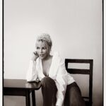 Ajda Pekkan Instagram – Şu resmi bir ayrı seviyorum 😌 Teşekkürler @emreguven 
#harpersbazaarturkey #emreguven #sedefaygün #rifatyuzuak #ozerkabil#