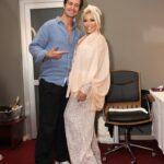 Ajda Pekkan Instagram - ANKARA ⭐️💫 Olağanüstü ev sahipliğiniz için müteşekkirim, çok keyif aldığımız ve hep beraber çok eğlendiğimiz bir gece oldu , emeği geçen herkese çok teşekkürler ediyorum 💫🙏🏻🧿💙 Kostüm : @burcusedefofficial Hair & Make up @hakankulturofficial @özerkabil 📸 @boragokhan Prodüksiyon @caganogut @kerkisolfej @atilimsahne @atilimuniv#ajdaturnede#ajdapekkan#ankara#atılımsahne#kerkisolfej#ajda#süperstar#