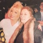 Ajda Pekkan Instagram – Ahh Anneciğim, 25 yil dile kolay, sana olan özlemim hic dinmedi , huzur içinde uyu 🙏🏻

Anneler gününüz kutlu olsun.