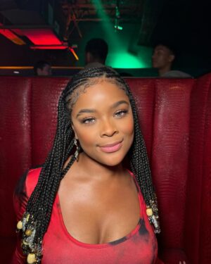 Ajiona Alexus Instagram - You can think about it…but don’t wait too long she might be gone 💋