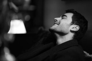 Akın Akınözü Instagram - Five Shades of “Hope” in b&w by @nikbay_photography