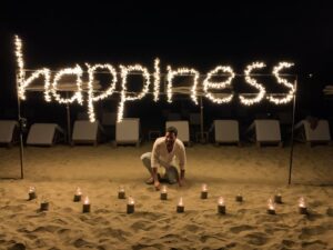 Akın Akınözü Instagram - Pursuit of Happiness...