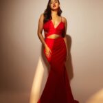 Akansha Ranjan Kapoor Instagram - rose to the occasion 🌹 @jioworldplaza
