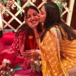 Akansha Ranjan Kapoor Instagram - sisters are the bestttttt but you are just the bestest 🥺🥺🥹🥹 my strength & weakness 🫀 happy birthday dweedwee. i wish the world for you 🫶
