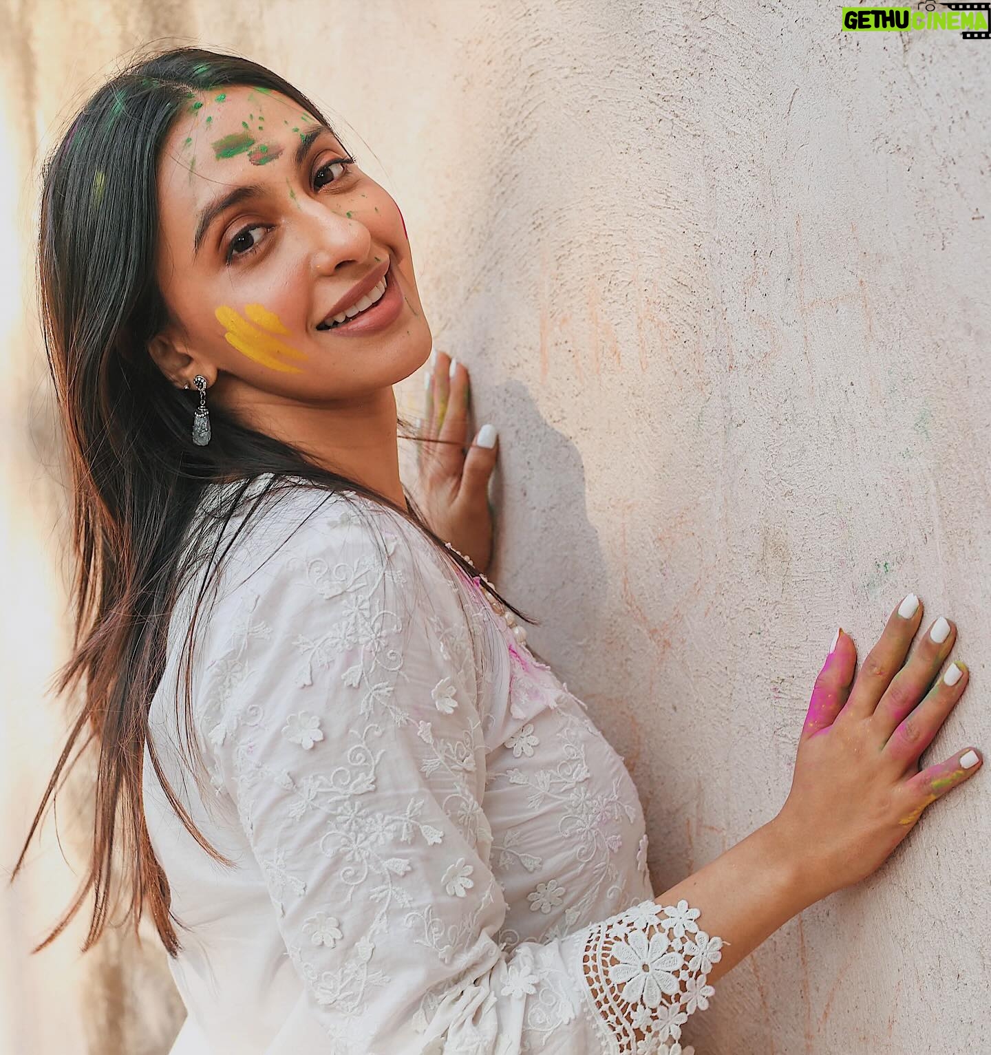 Akansha Ranjan Kapoor Instagram - playing holiiiii in the capital with @htcity ๐๐๐๐งก๐ฉต