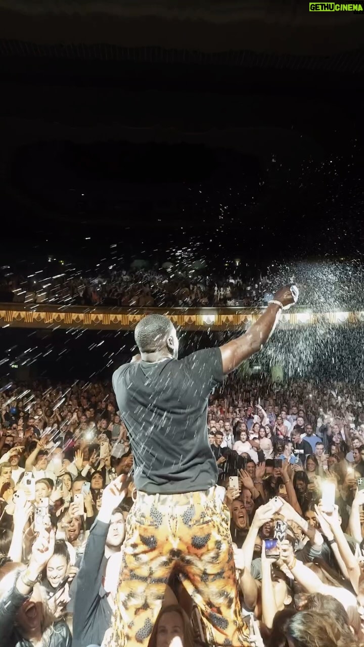 Akon - 3 Likes - #londonuk๐ฌ๐ง #superfantour #live #concert #uk #europe #akon