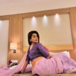 Akshara Singh Instagram - My love affairs with sarees knows no bounds ♥️🌸🧿🎵 #aksharasingh #lfl #loveyou #positive