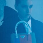 Alanis Guillen Instagram - Nosso amor é vermelho e azul. Encontre a cor do seu amor com a nova #PradaGalleria @prada #ad