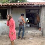 Alanis Guillen Instagram - Reverberando a alegria de ver Pantanal indicado ao @iemmys desse ano como melhor novela! Ver essa obra tão viva e transbordando é lindo demais! Cada momento desse, viver esse Pantanal, no quente e no frio, no molhado e no seco, com as aguas, com os bichos, se descobrindo bicho, o encontro com o outro, consigo, revirada, tudo que se criou, recriou, se descobriu e se abriu. Foi muito e ainda é. Um viva a todos os parceiros que construíram essa historia e todos vocês que viveram ela com a gente!!!! “E é!”, como diria Juma quando é atravessada por algo que ultrapassa a linguagem e fica.