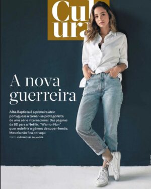 Alba Baptista Instagram - Fico por ali. Obrigada @jornalexpresso 🌻