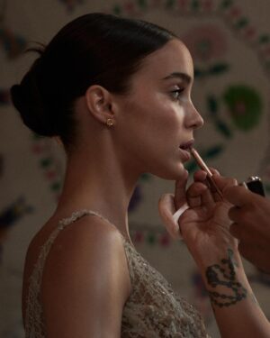 Alba Baptista Instagram - @mrsharrismovie is out! only in Theatres! ❤️ we had a screening yesterday and it filled my heart to see people leave the theatre feeling so good. It’s a heartwarming film that I’m very proud to be a part of. Thank you @director_anthonyfabian for making it all come to life… 
And Thank you to @dior for dressing me and making me feel like a Claude Monet painting.