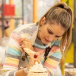 Alba Carrillo Instagram - Nuestro Bake off ha pasado al martes a las 22:50! Os esperamos mañana para ponerle mucha dulzura a vuestra noche!🍰🥧🧁👩🏼‍🍳🥮 @rtve @boxfishtv