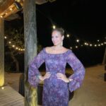 Alba Carrillo Instagram – Os dejo algunos de mis looks. Cada vez le doy más importancia a la comodidad y a ropa que defina mi estilo. Me gustan las cosas coloridas y con algún detalle que las haga especiales: un lazo, una espalda, unos botoncitos….casi siempre, en los detalles más pequeños está la diferencia y todo el mundo lo percibe, principalmente tú🫶🏼👗🧳