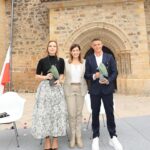 Alejandro Sanz Instagram – Qué regalo de día, de gente y de lugar. Belleza en cada rincón. Cantabria, gracias por el cariño, gracias por este galardón como Beato de Liébana ❤️🙏
Un agradecimiento sincero que late al ritmo de un corazón feliz 🥷
