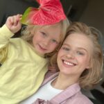 Aleksandra Bortich Instagram - дорогие лээээйдис! этими незамысловатыми фотками мы хотим поздравить вас и пожелать никого не слушать, быть собой - хулиганкой или принцессой - как вам самим хочется 🤍