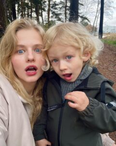 Aleksandra Bortich Instagram - Что? Вы тоже не знали, что в Переделкино - просто отвал всего? Мы тоже не знали и теперь в шоке! Приедем ещё 🤍