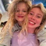 Aleksandra Bortich Instagram – этот пост – признание в любви Юле Коваль, просто так, без всякого повода, кроме моей бесконечной любви. 
Люблю просто до одурения ❤️