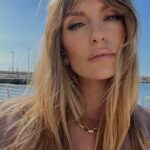 Aleksandra Saveleva Instagram – Маленькая весенняя медитация. 
Сохраняй и пересматривай каждый день🤍