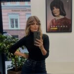 Aleksandra Saveleva Instagram - Зачем довольствоваться малым, если можно получить лучшее. А ведь и правда мы ежедневно совершаем маленькие выборы. А что если в моменте обращать внимание на то ЧТО ты выбираешь. А что если в моменте не поддаваться своей внутренней тревоге, которая застилает ум, и не дать сделать другому выбор, который должен оставаться за вами? Маленький тест: Например- вы приезжаете в отель,заходите в комнату и вам она не нравится. Ваши действия? Пойдете менять? Или согласитесь с тем что вам дали, типо да и так сойдет)