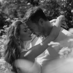 Aleksandra Saveleva Instagram – Крепкие кирпичи и качественная бетонная прослойка здания семейных отношений невероятно важны. Такое и разрушить сложно) Любовь, осознанность, дружба ,поддержка, сочувствие🤍 С праздником!