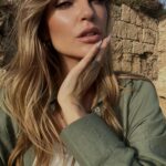 Aleksandra Saveleva Instagram - А вас еще задевает критика? Как справились?