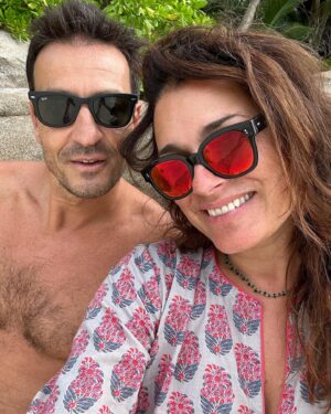 Alena Šeredová Instagram - 1 minuto tutto per noi 🏝️ @agn1974 #nasechvilka