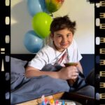 Alessandra Ambrosio Instagram - Feliz aniversário meu sol, meu docinho, meu filho amado @noahphoenixx ☀️1️⃣2️⃣☀️ te amo infinitamente!!!