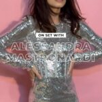 Alessandra Mastronardi Instagram - Sul set della cover di F con @lamastronardi. Da oggi in edicola tutta la sua intervista! ✨ #thatsfab . . . . . #alessandramastronardi #mastronardi #fmagazine #backstageshooting #shootingday #shootingtime #backstage #onsetwith