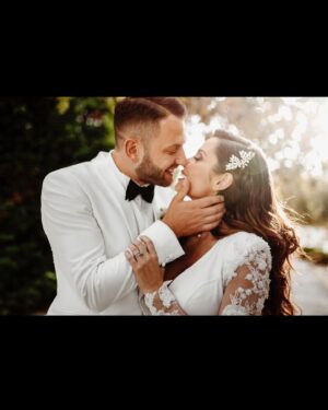 Alessia Macari Instagram - Tanti auguri amore mio❤️ @ollikragl  sei il marito/papà migliore del mondo 🥇we love you so much and appreciate everything you do for us❤️ you are our world 🎈🌎 happy birthday 🎂 #love #33 #husband #dad