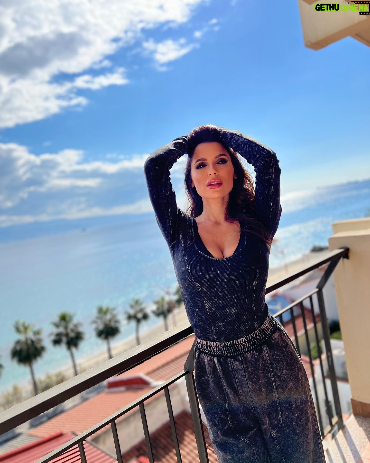 Alessia Macari Instagram - La bella Sicilia 💙🛥️🌊 #sicilia #ciociarainsicilia #cioci #mare