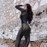 Alessia Macari Instagram – La vita è come il mare 🌊quando è mosso non smettere di nuotare 🖤 #cioci #mare #shooting #pics #ciociara