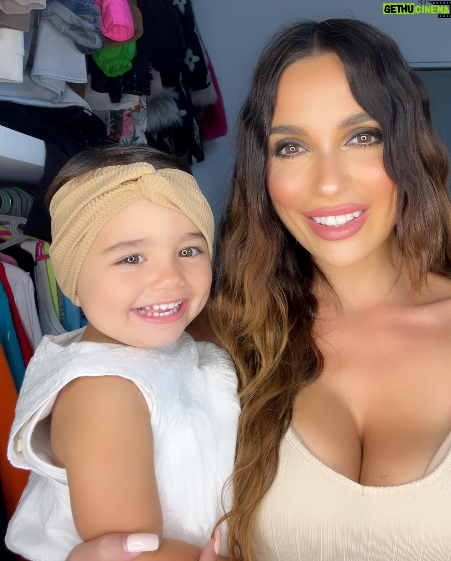 Alessia Macari - 5.7K Likes - I miei occhi non vedranno mai una bellezza più grande della tua ❤️ il mio tutto 🌎 @nevaehkragl #mydaughter #girlmom #miafiglia