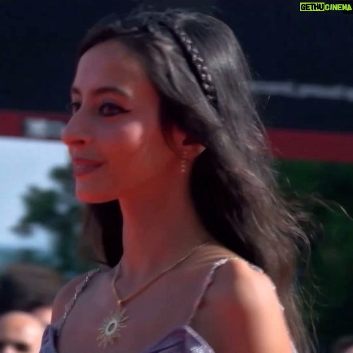 Alessia Tresoldi Instagram - Venezia79 ❤️ #venicefilmfestival #venezia79 #redcarpet Non bisogna aver paura di essere sé stessi in qualsiasi versione si voglia. Si possono avere più passioni e obbiettivi. Come sapete lavoro nell’ambito delle biotecnologie per la salute ma sono anche un’Influencer una modella e un’attrice e tutto quello che il futuro ha in serbo per me. Non vedo l’ora di cimentarmi in nuove esperienze e avventure in linea con la mia personalità. Posso/possiamo essere tutto quello che vogliamo. #tresoldi #cider #Bergamo #labiennale #festivaldelcinemadivenezia #film #cinema #filmfestival #venezia #venice