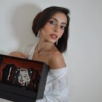 Alessia Tresoldi Instagram - “Imperfection is beauty, madness is genius and it’s better to be absolutely ridiculous than absolutely boring.”. -Marilyn Monroe #sheglamxmarilynmonroe #sheglam #SHEGLAMcollection @sheglam_official _Adv_ Search ID: sb2403083611660175 compact face and eye palette, a thick gel liner, a Marilyn-inspired Color Bloom Liquid Blush shade, a true-red matte lipstick, and a complementary lip duo #makeup #bergamo #tresoldi #marylinmonroe