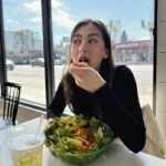 Alex Gonzaga Instagram - Naglaro na naman tayo ng yaman yamanan. Sisss ang mahal ng mga atake nyo sa mga gulay @kendalljenner @kourtneykardash 😂